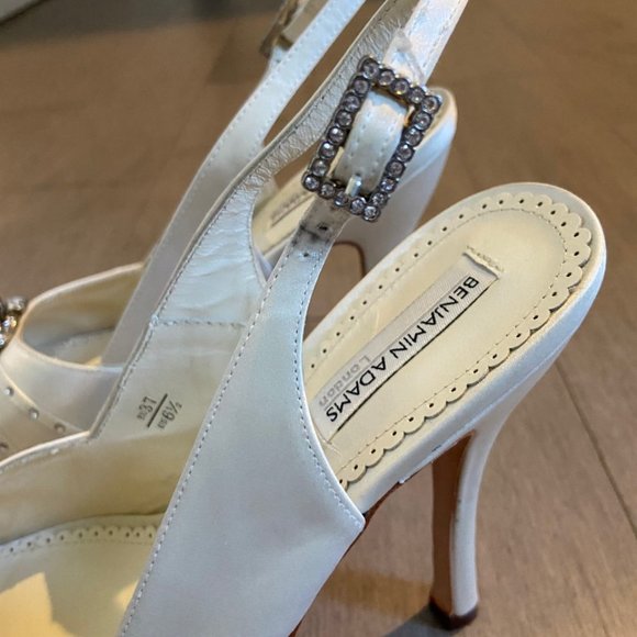 Benjamin Adams Bridal Shoes DITA Ivory Duchess Swarovski Crystal Size 6.5 - Picture 3 of 7